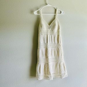 BCBGMaxAzria| Size 4| lace crochet cute sundress